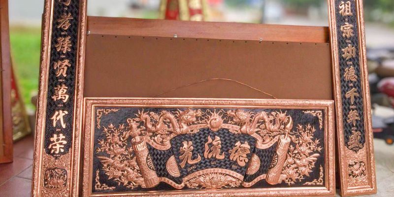 Bộ hoành phi câu đối đồng họa tiết sắc nét