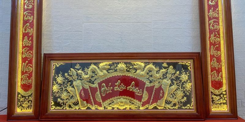 Hoành phi cuốn thư bằng đồng đặt phòng thờ