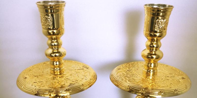 Vật phẩm thờ cúng dát vàng nghệ thuật