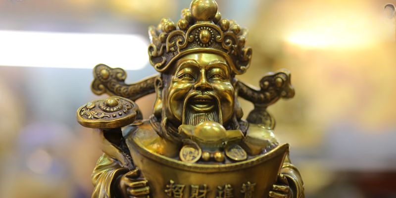 Vì sao nên chọn tượng Thần Tài bằng đồng?
